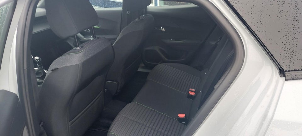 Peugeot 2008 1,2 PureTech 100 Active+ 5d