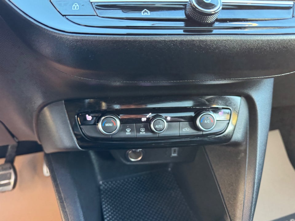 Opel Corsa 1,2 GS 5d