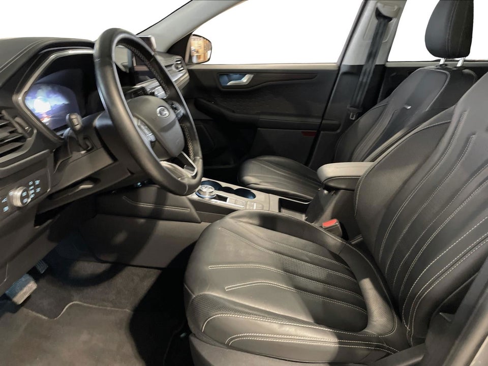 Ford Kuga 2,5 PHEV Vignale CVT 5d