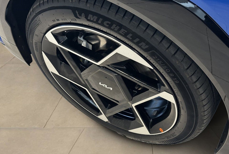 Kia EV4 81 Long Range GT-Line 5d