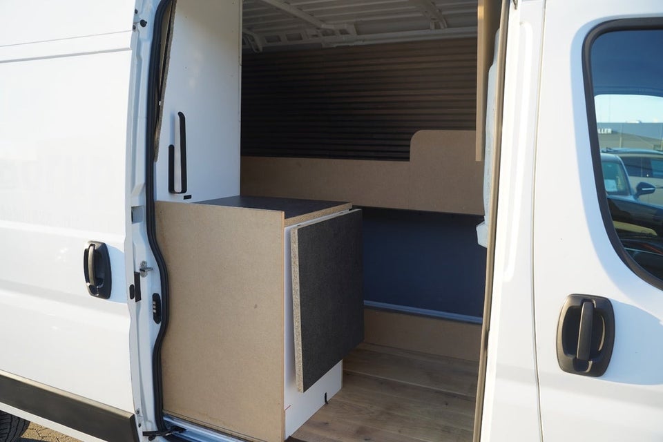 Citroën Jumper 35+ 2,2 BlueHDi 165 L3H2 FlexLine+