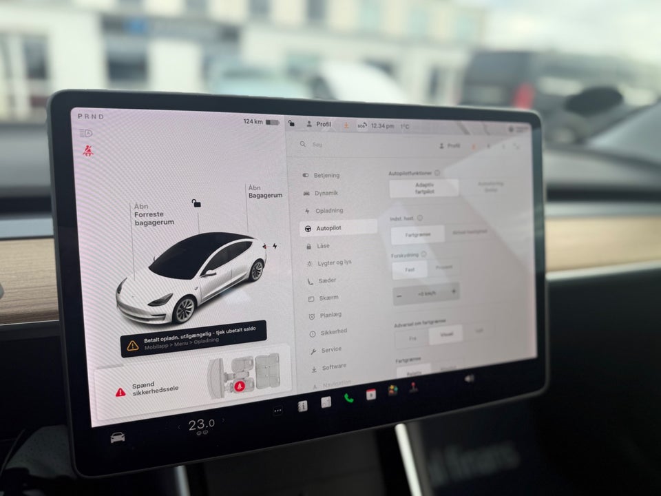 Tesla Model 3 Standard Range+ RWD 4d