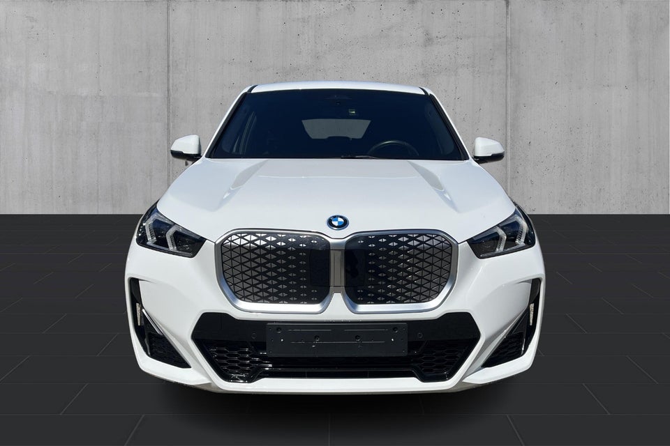 BMW iX1 eDrive20 M-Sport 5d