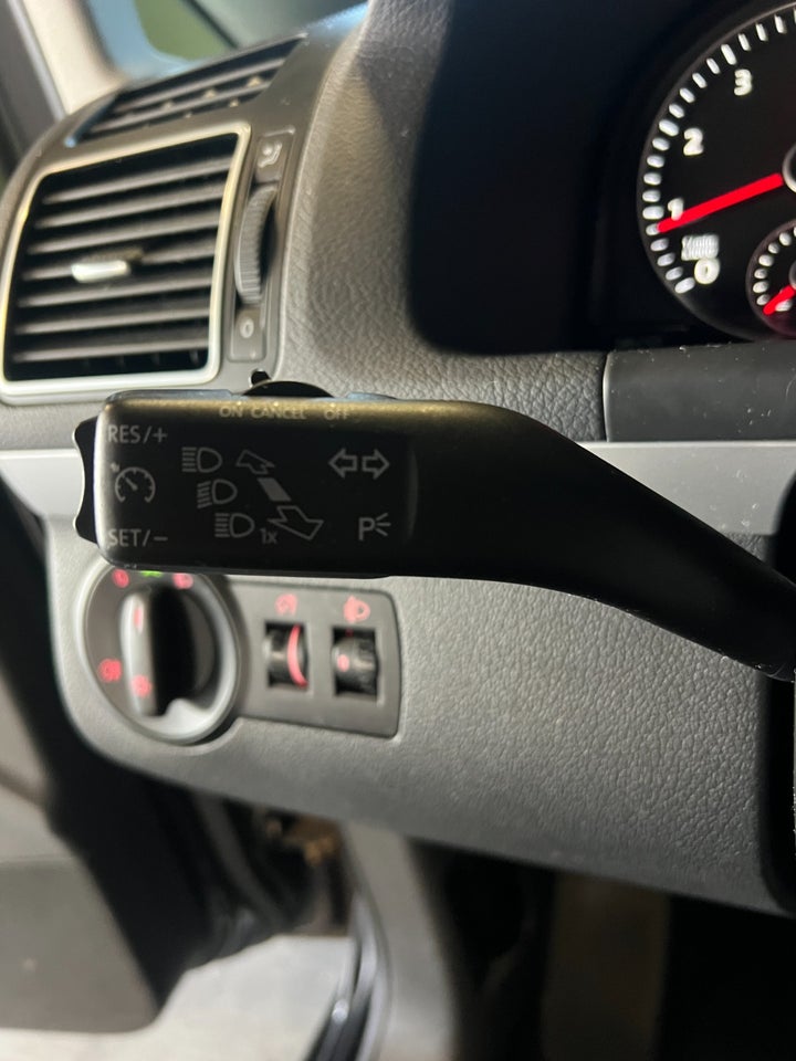 VW Touran 1,2 TSi 105 Startline BMT 5d