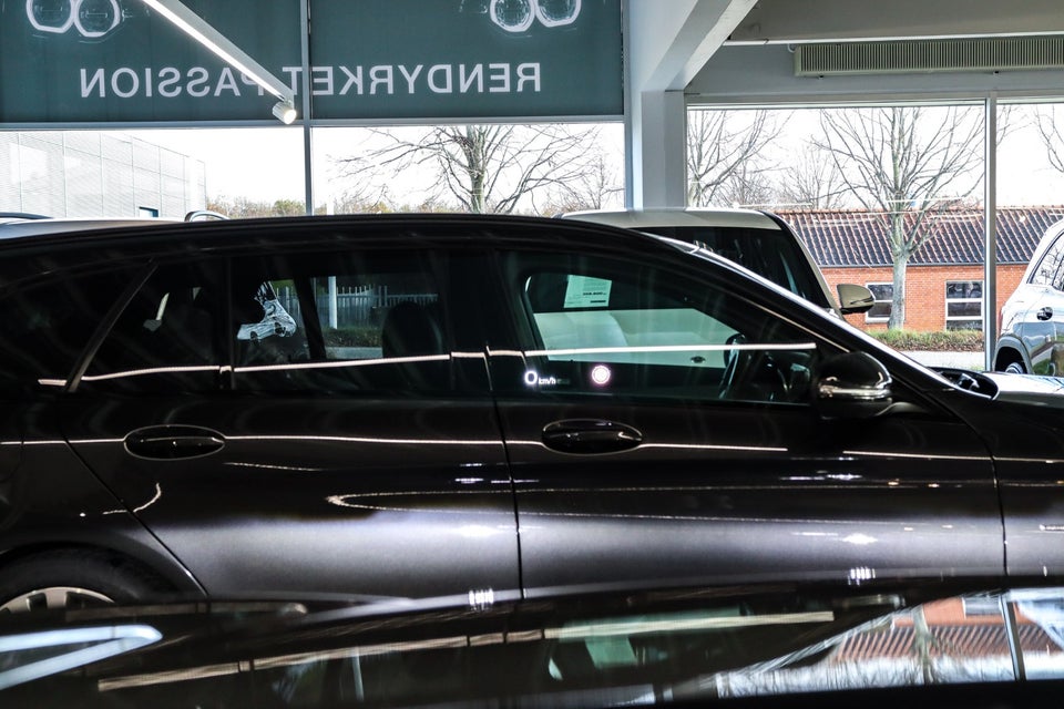 Audi SQ6 e-tron quattro 5d