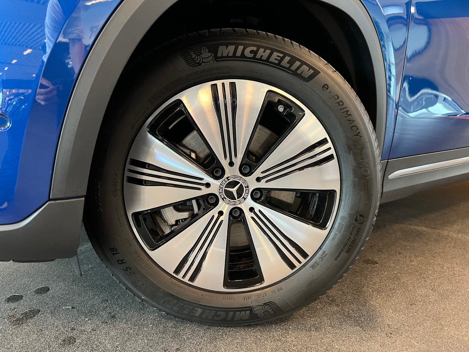Mercedes EQA250+ Progressive Advance 5d