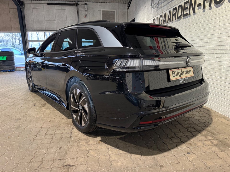 VW ID.7 77 Style Tourer 5d