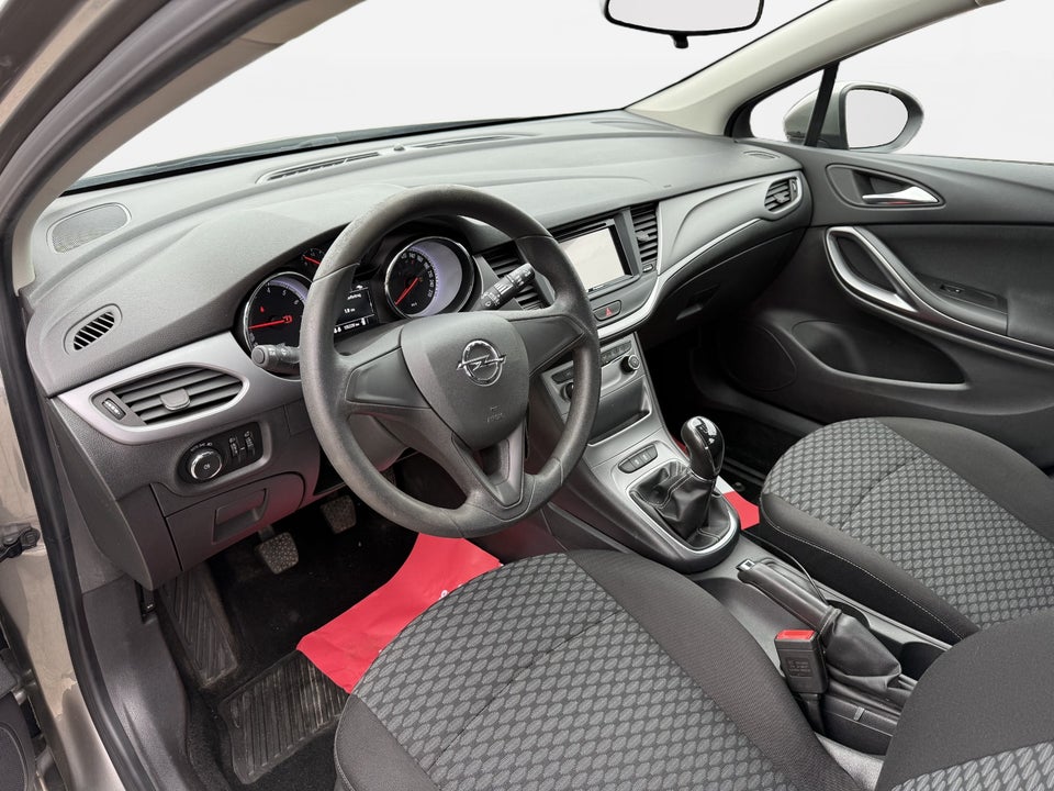 Opel Astra 1,0 T 105 Enjoy 5d