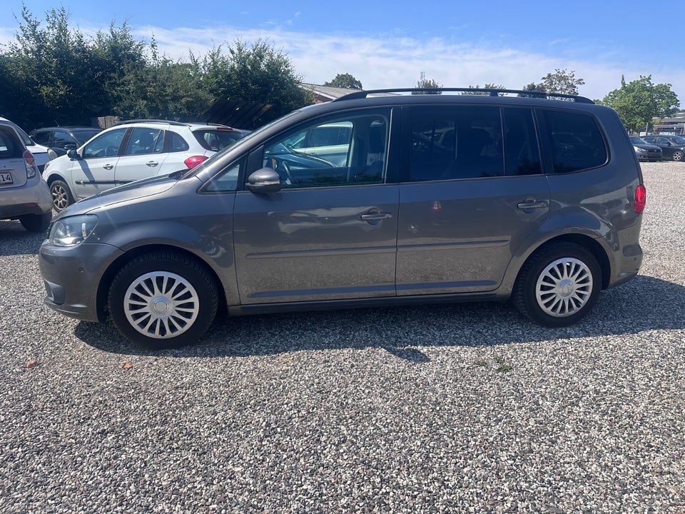 VW Touran 1,6 TDi 105 Comfortline BMT 7prs 5d