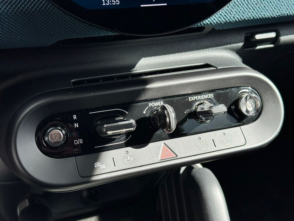 MINI Aceman E Favoured Trim L 5d