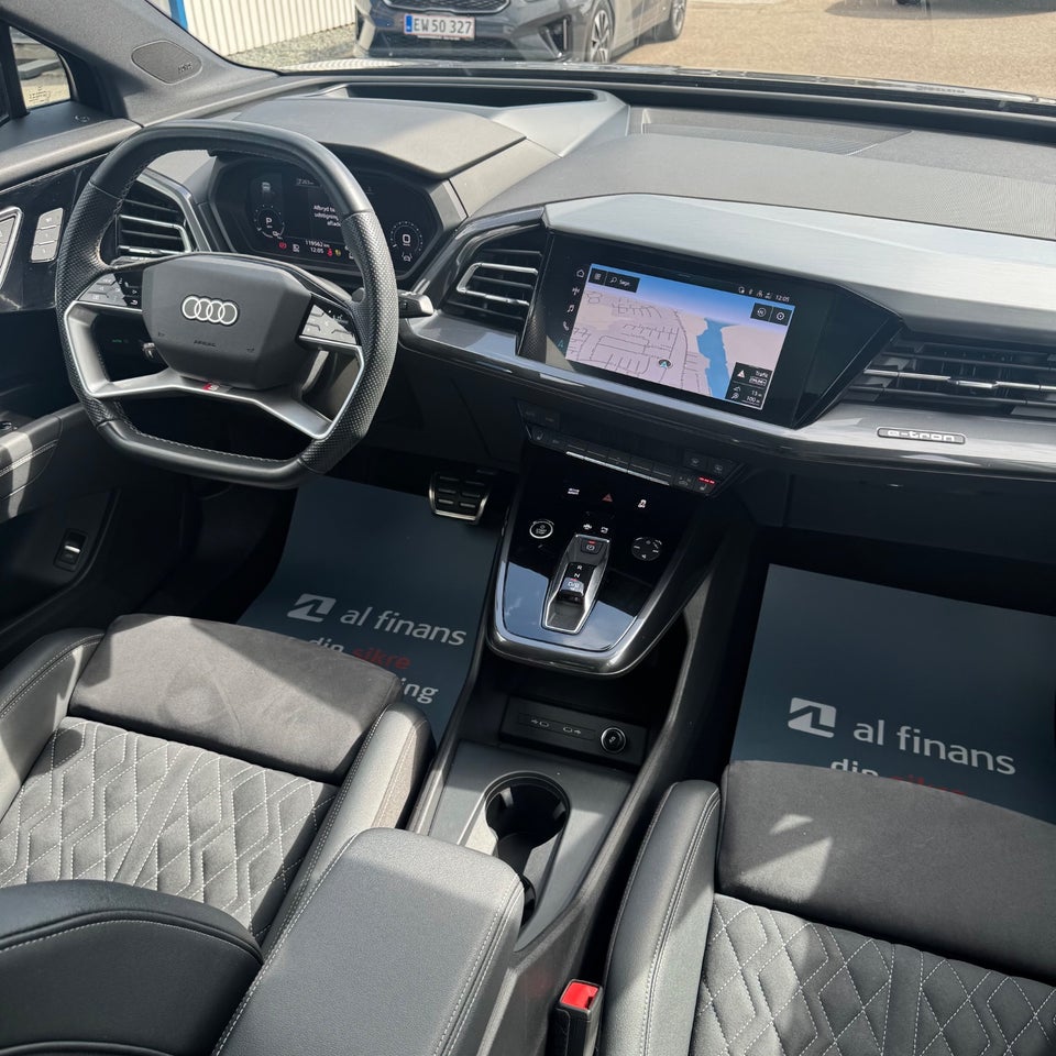 Audi Q4 e-tron 50 S-line quattro 5d