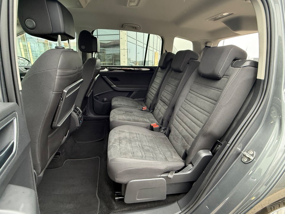 VW Touran 1,5 TSi 150 Highline Family DSG 7prs 5d