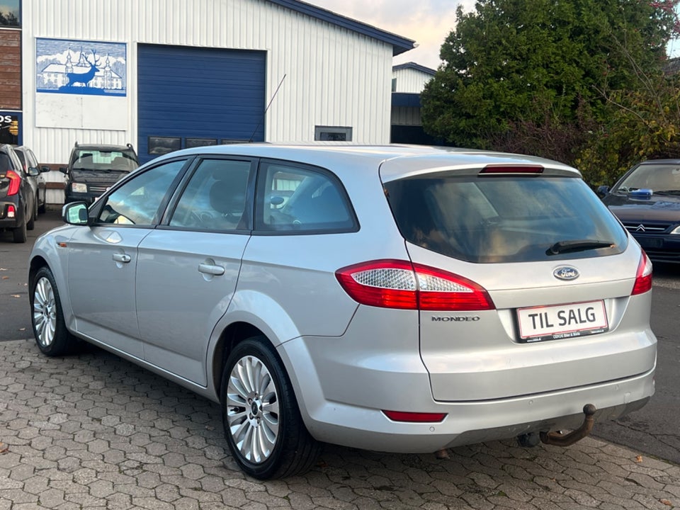 Ford Mondeo 2,0 Titanium 5d