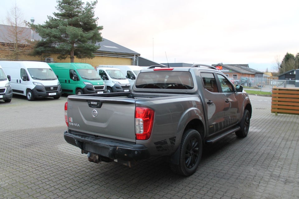 Nissan Navara 2,3 dCi 190 Db.Kab Tekna aut. 4d