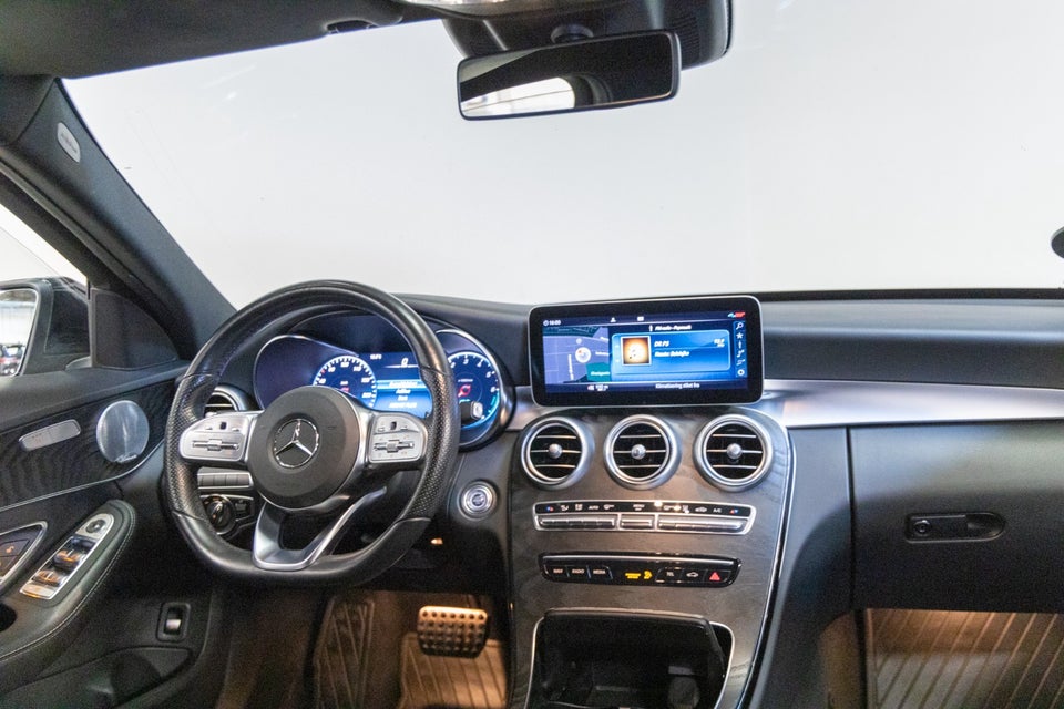 Mercedes C300 de 2,0 AMG Line aut. 4d