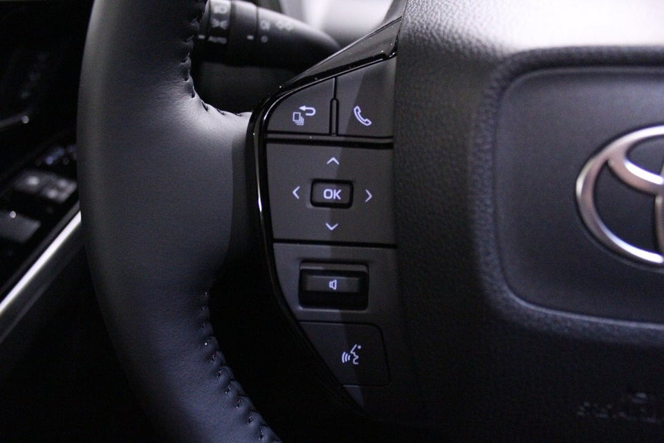 Toyota bZ4X Executive Premium 5d