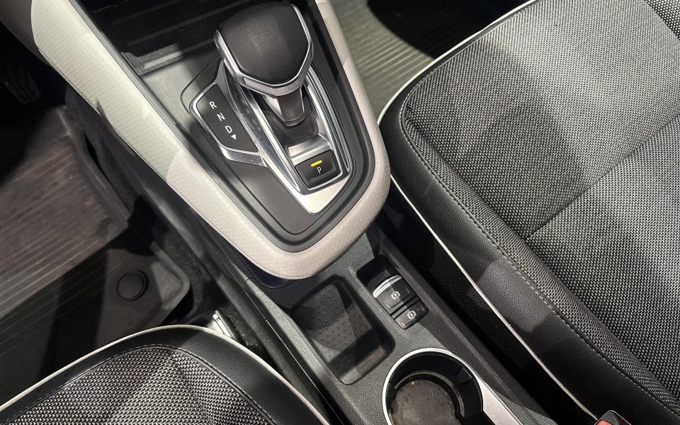 Renault Captur 1,3 TCe 140 Intens EDC 5d