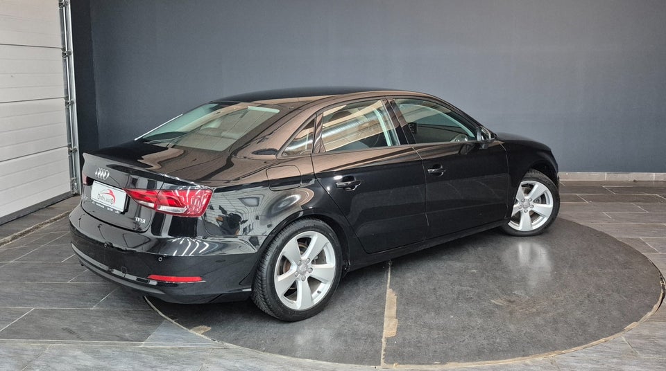 Audi A3 1,4 TFSi 140 Ambition S-tr. 4d