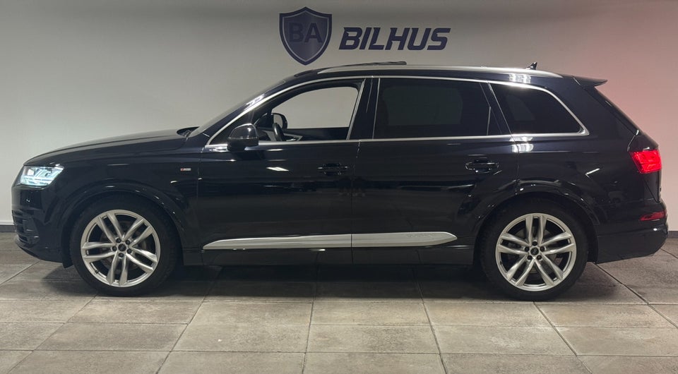 Audi Q7 3,0 TDi 272 S-line quattro Tiptr. 7prs 5d