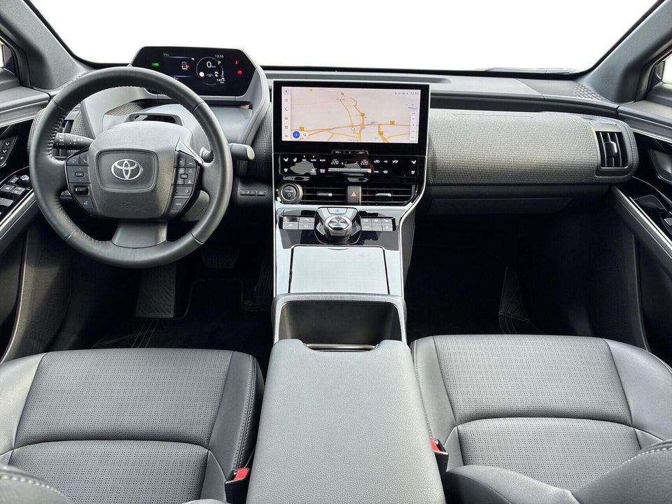 Toyota bZ4X Executive 5d