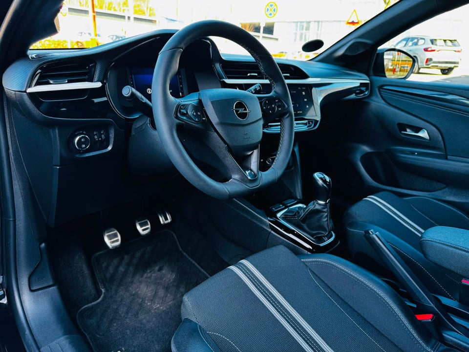 Opel Corsa 1,2 GS 5d