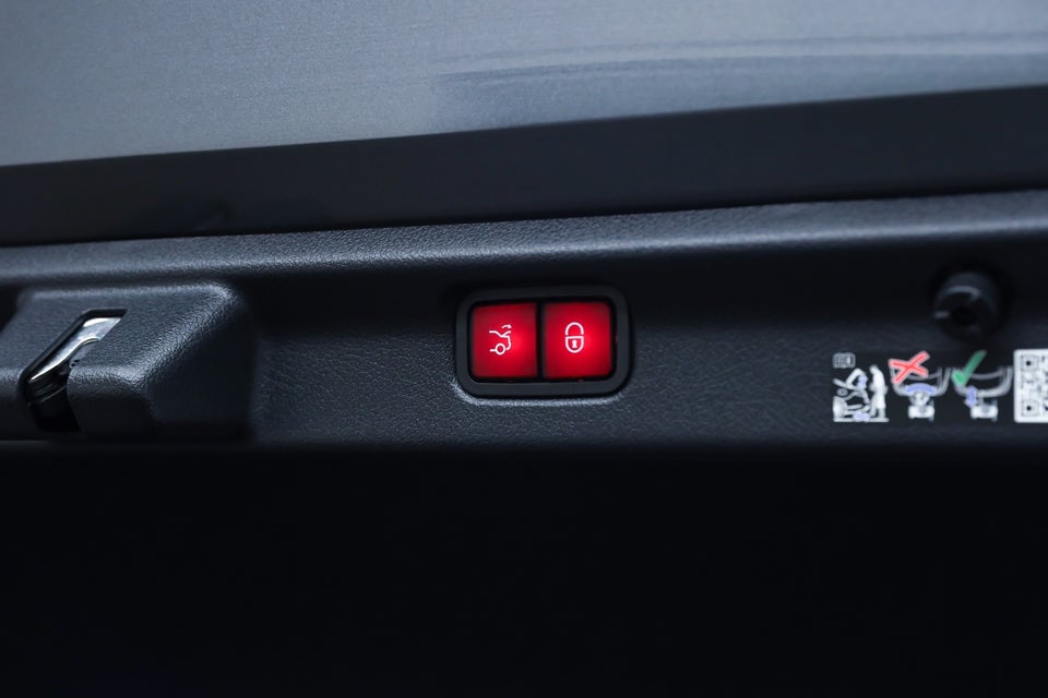 Mercedes EQE350+ AMG Line 4d