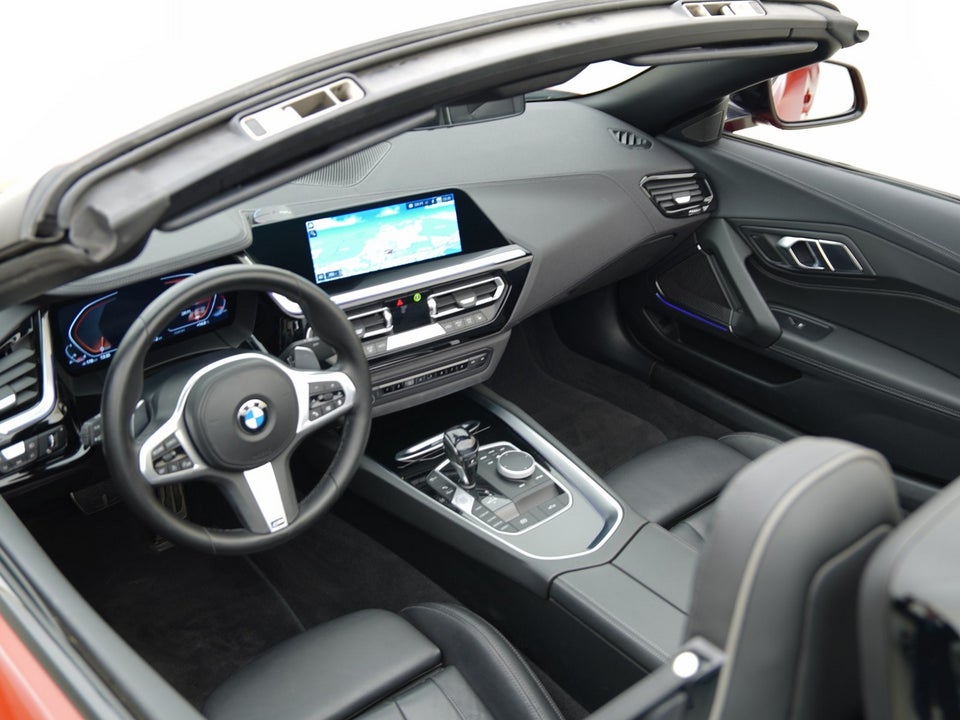 BMW Z4 2,0 sDrive20i Roadster Connected aut. 2d