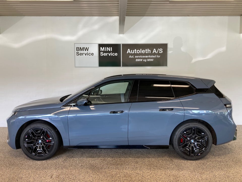 BMW iX xDrive60 M-Sport 5d