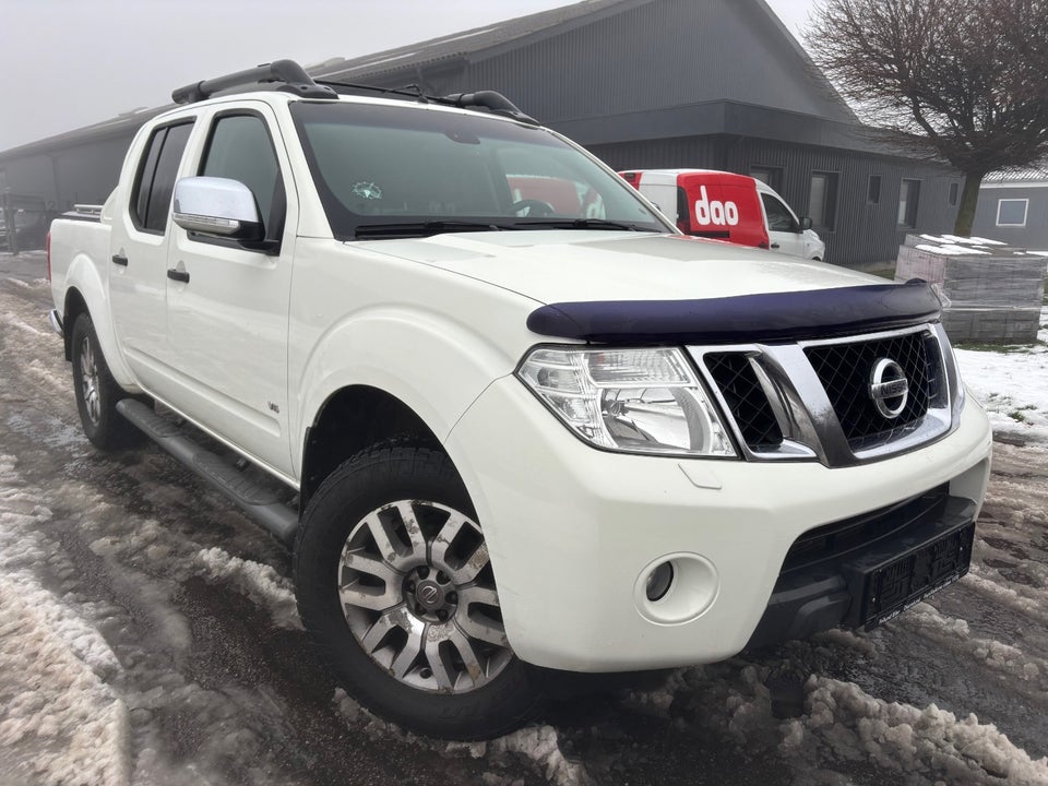Nissan Navara 3,0 dCi 231 Db.Kab LE aut. 4d
