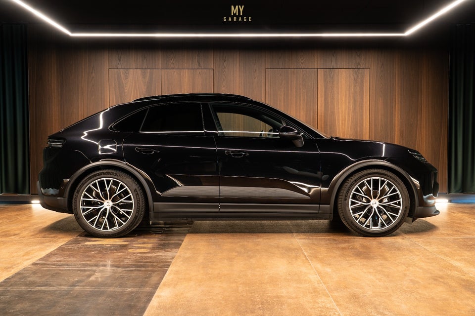 Porsche Macan 4 5d