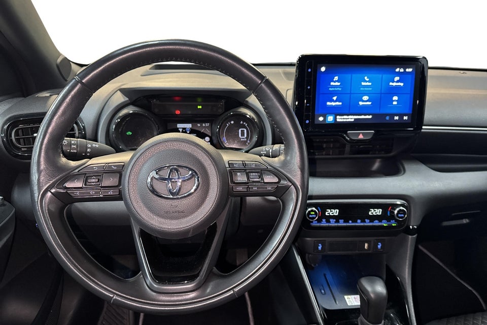 Toyota Yaris 1,5 Hybrid Style e-CVT 5d