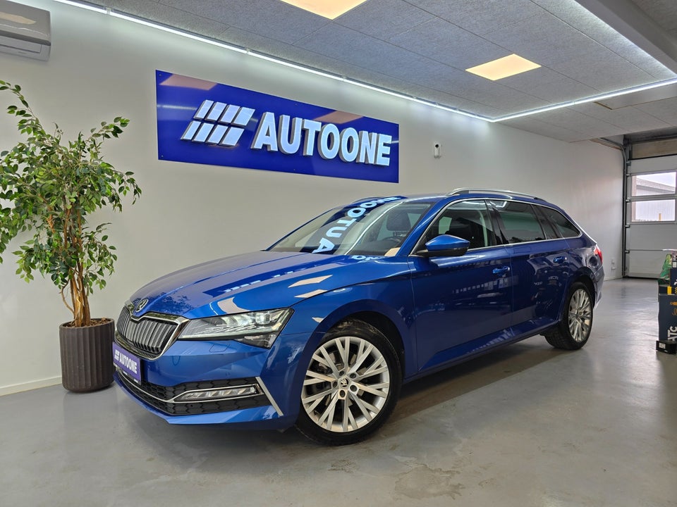 Skoda Superb 1,4 TSi iV Style Combi DSG 5d