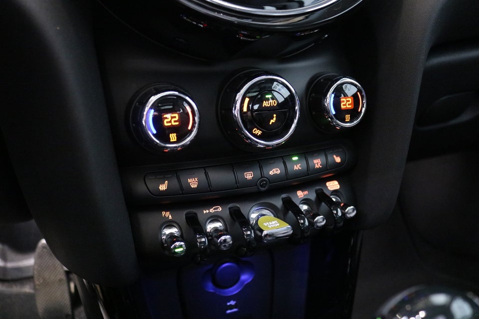 MINI Cooper SE Edition Premium Plus 3d