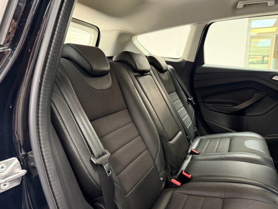 Ford Kuga 2,0 TDCi 163 Titanium aut. AWD 5d