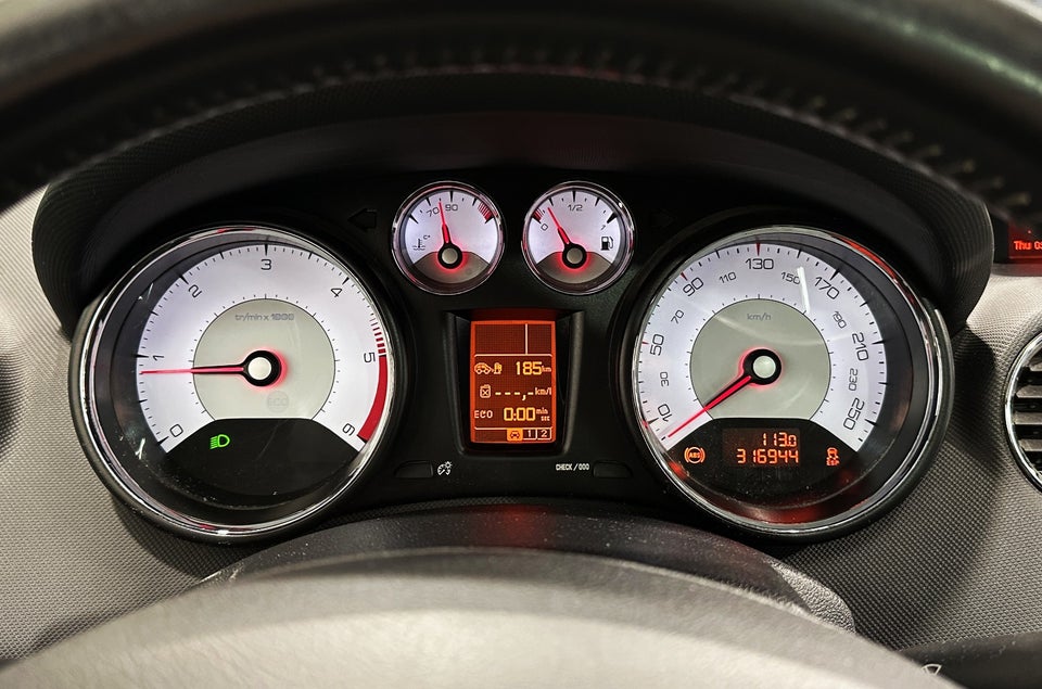 Peugeot 308 1,6 e-HDi 112 Active SW 5d