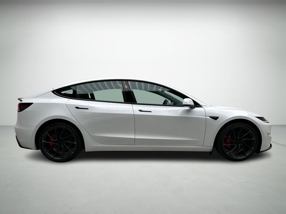 Tesla Model 3 Performance AWD 4d