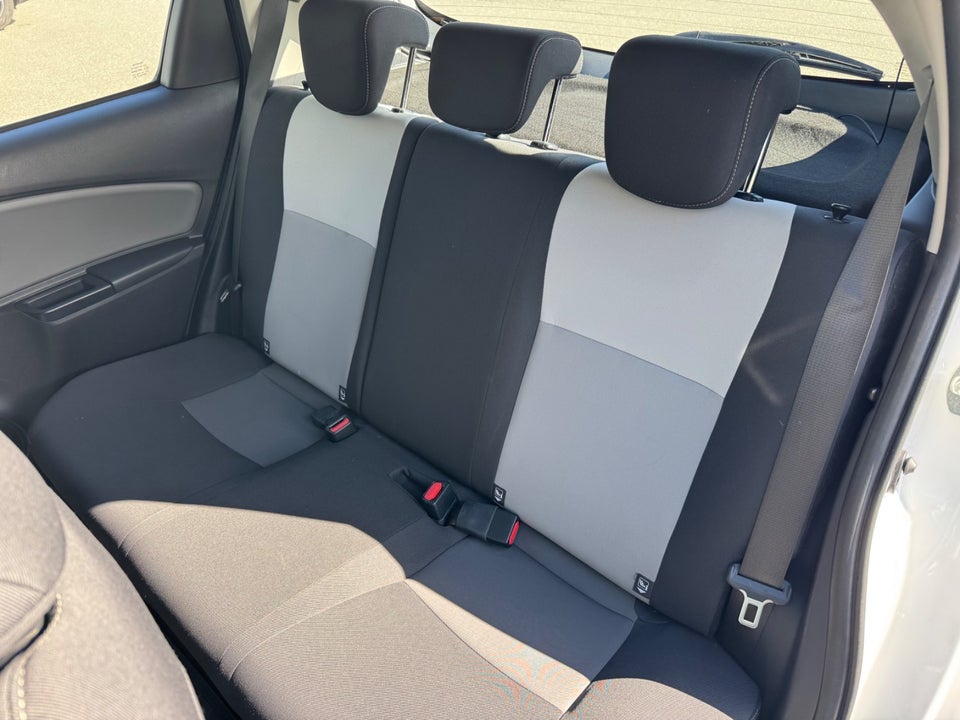 Toyota Yaris 1,5 VVT-iE T2 5d
