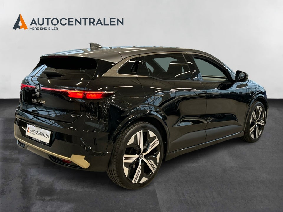 Renault Megane E-Tech 60 Iconic 5d