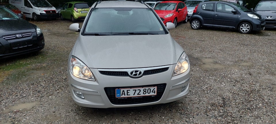 Hyundai i30 1,6 CRDi 90 Classic+ CW 5d