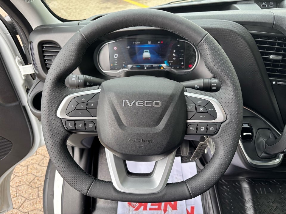 Iveco Daily 3,0 35S18 4100mm Lad AG8