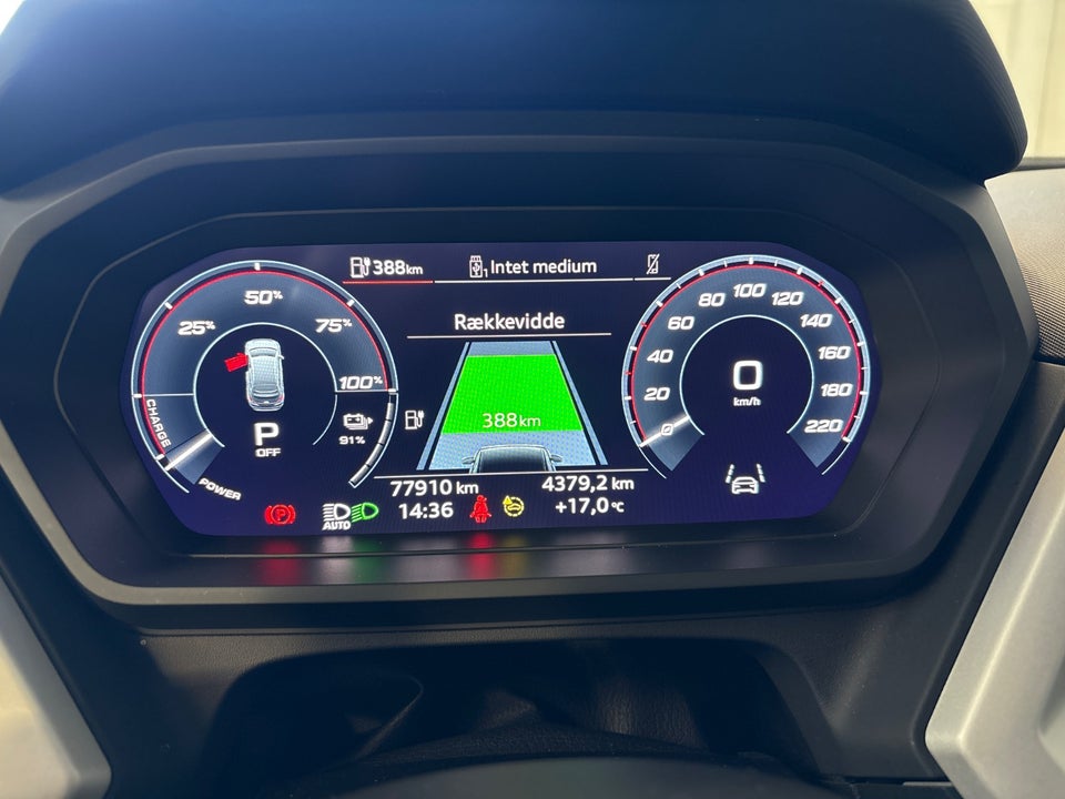 Audi Q4 e-tron 40 Advanced 5d