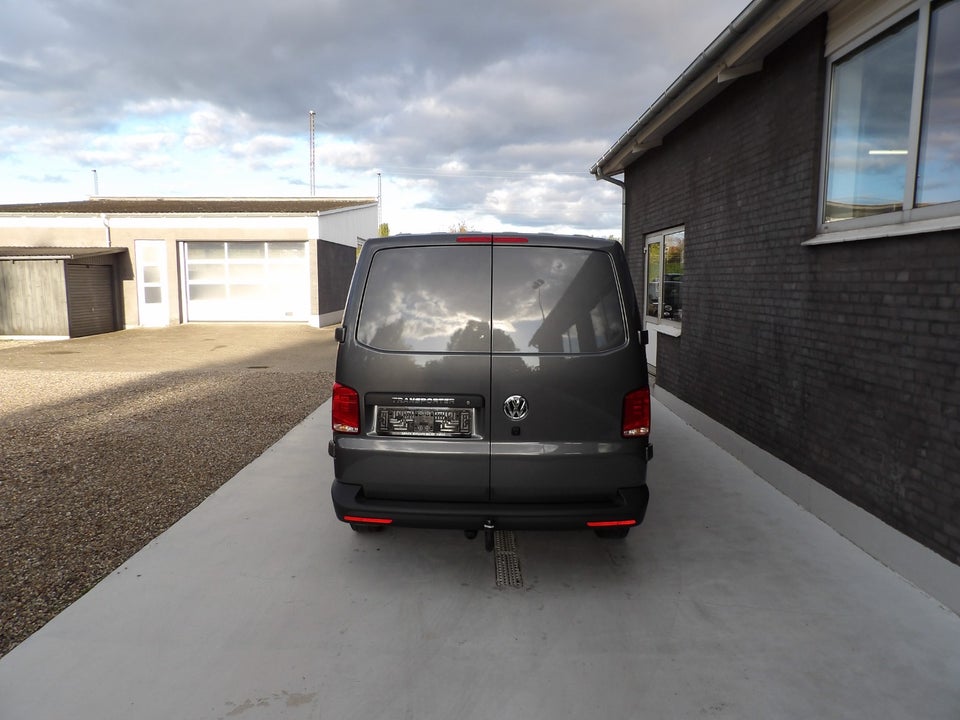 VW Transporter 2,0 TDi 150 Kassevogn DSG lang