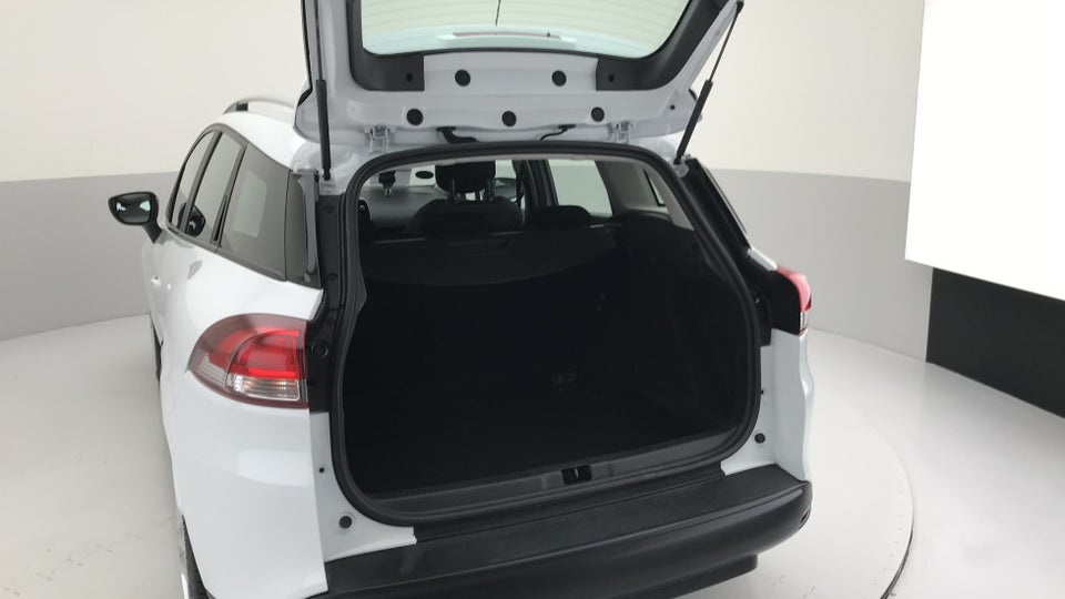 Renault Clio IV 0,9 TCe 90 Zen Sport Tourer 5d