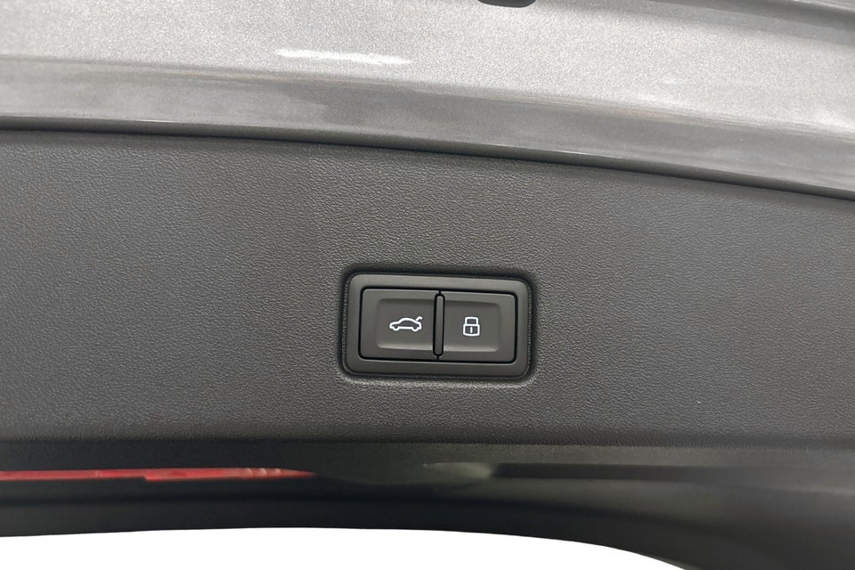Audi Q4 e-tron 45 S-line Edition 5d