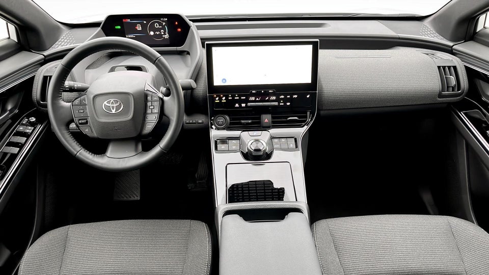 Toyota bZ4X Active 5d