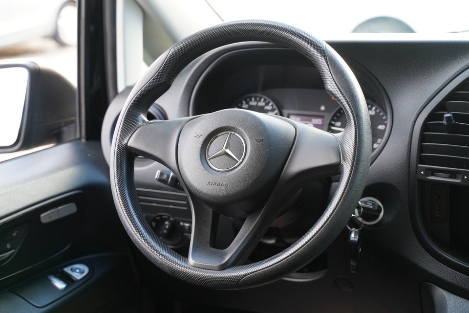 Mercedes Vito 114 2,2 CDi More L