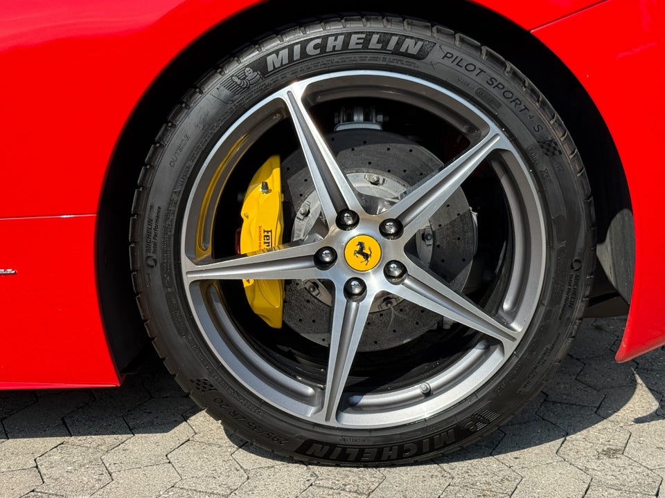 Ferrari 458 4,5 Italia DCT 2d