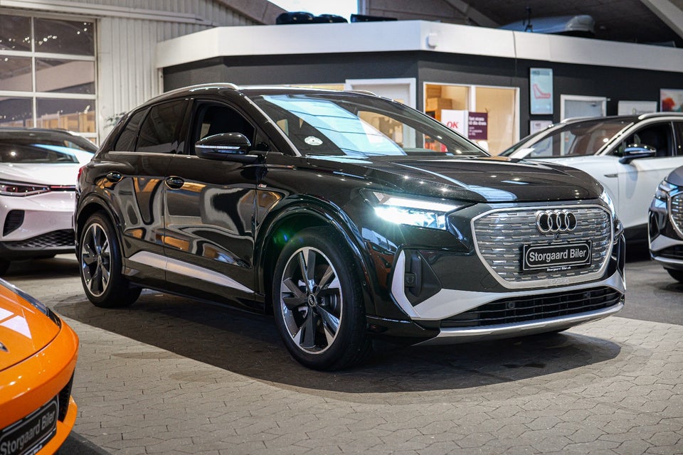 Audi Q4 e-tron 40 S-line 5d