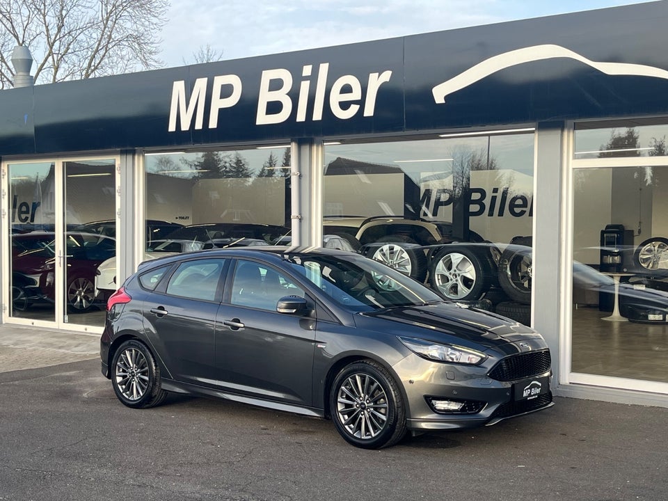 Ford Focus 1,5 EcoBoost ST-Line 5d