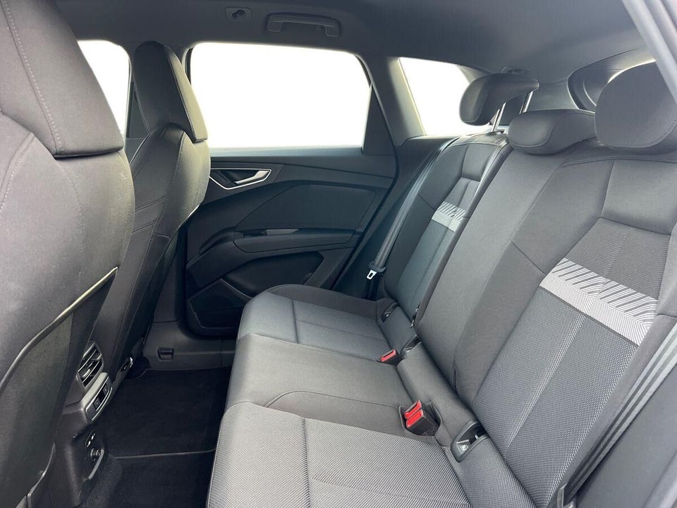 Audi Q4 e-tron 45 Progress 5d